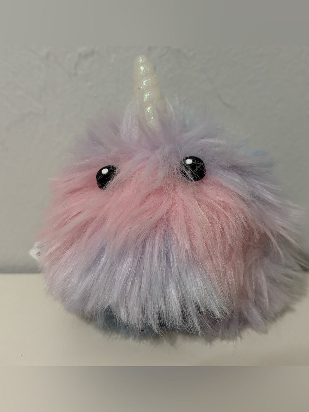 Bath & Body Works Pastel Fluffy Pom Pom Unicorn Pocketbac Sanitizer Holder